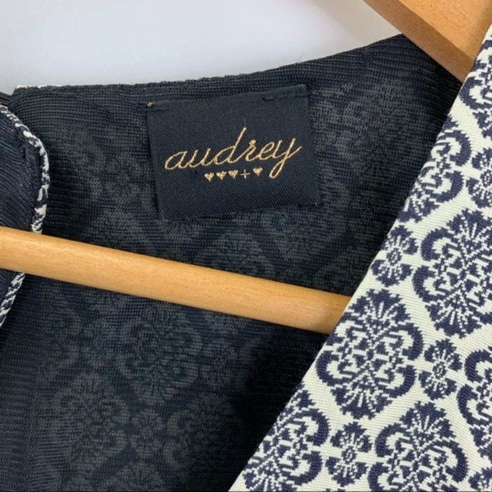 Audrey 3 + 1 Jacquard Dress - Picture 6 of 13